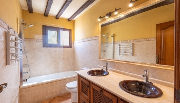 Resa Estates house huis te koop Siesta bathroom .jpg